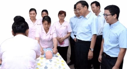 深度消毒服務(wù)對(duì)比 專(zhuān)業(yè)上門(mén)清潔為何選擇天鵝到家？